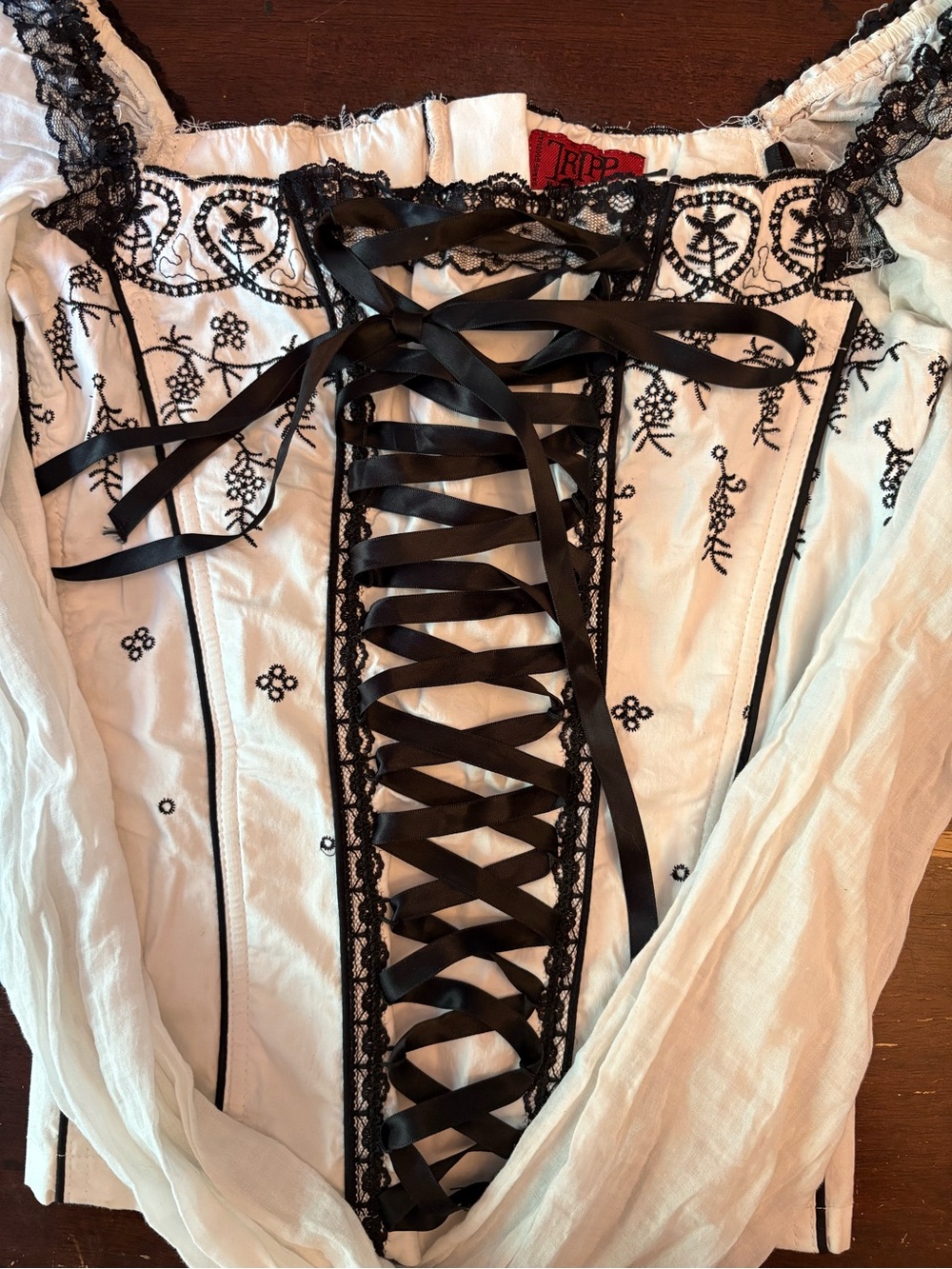 Vintage Tripp White Embroidered Milkmaid Corset Top - Picture 10 of 10